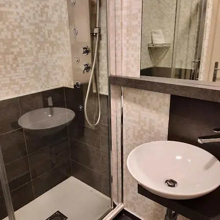 Western Continental 4*