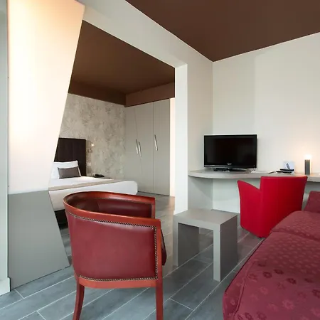 Hotel Western Continental 4*