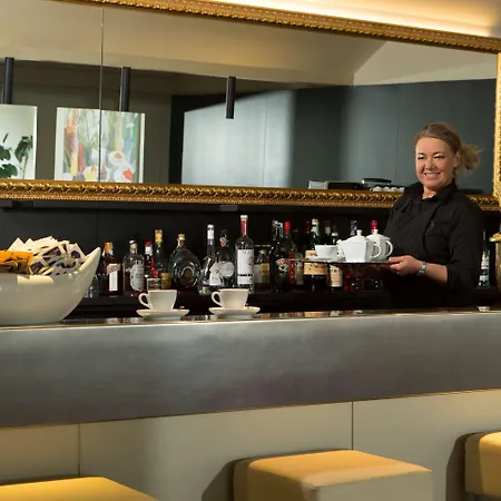 Western Continental 4* أوديني