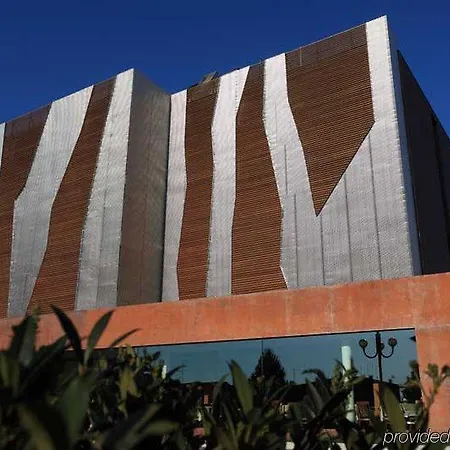 Western Continental Otel 4*