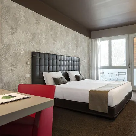 Otel Western Continental