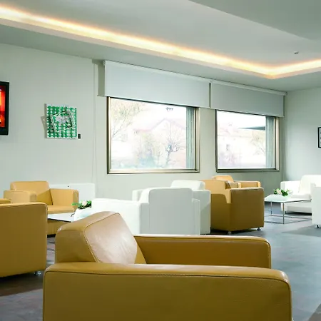 Western Continental 4*