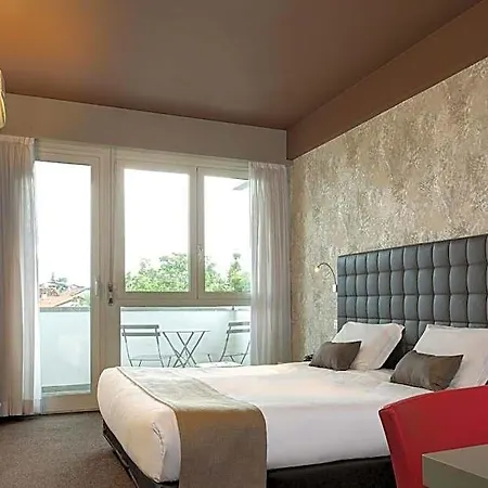 Hotel Western Continental 4*