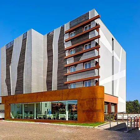 Western Continental 4* Údine