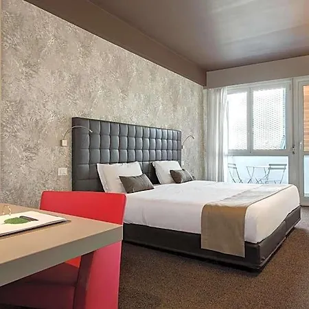 Hotel Western Continental 4*