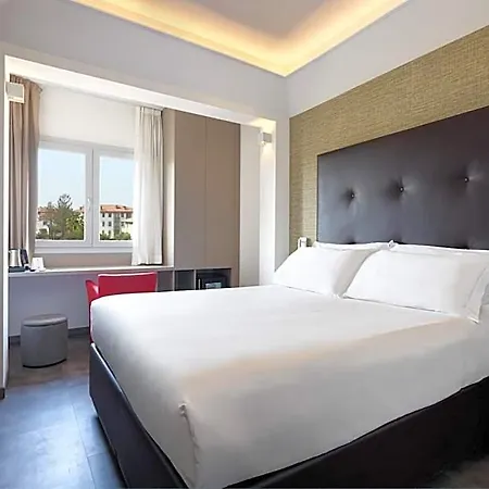Hotel Western Continental 4*