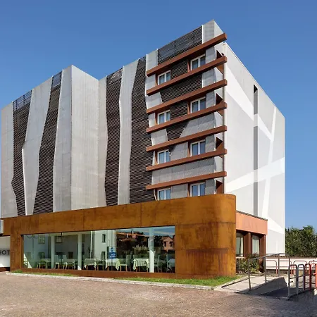 Western Continental Hotel Údine