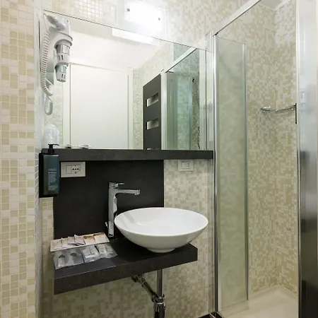 Western Continental 4*