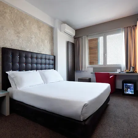 Hotel Western Continental 4*