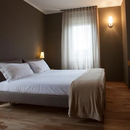 Szálloda Western Continental 4*