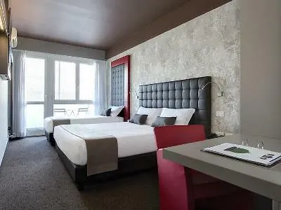 Western Continental 4*