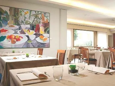 Western Continental 4*