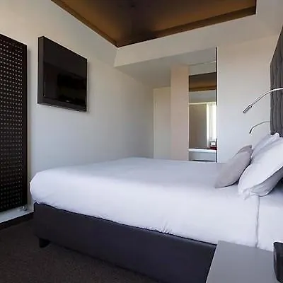 Western Continental Hotel
