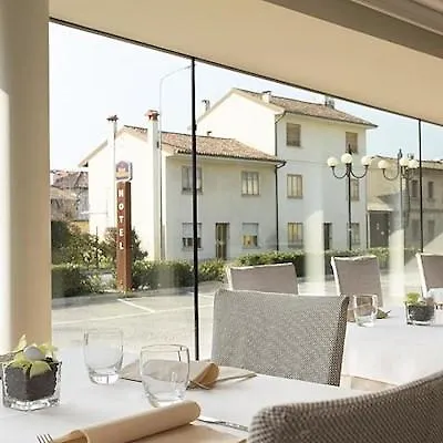 Western Continental 4* أوديني